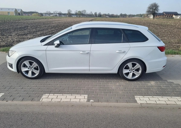Seat Leon cena 55000 przebieg: 131900, rok produkcji 2015 z Warszawa małe 277